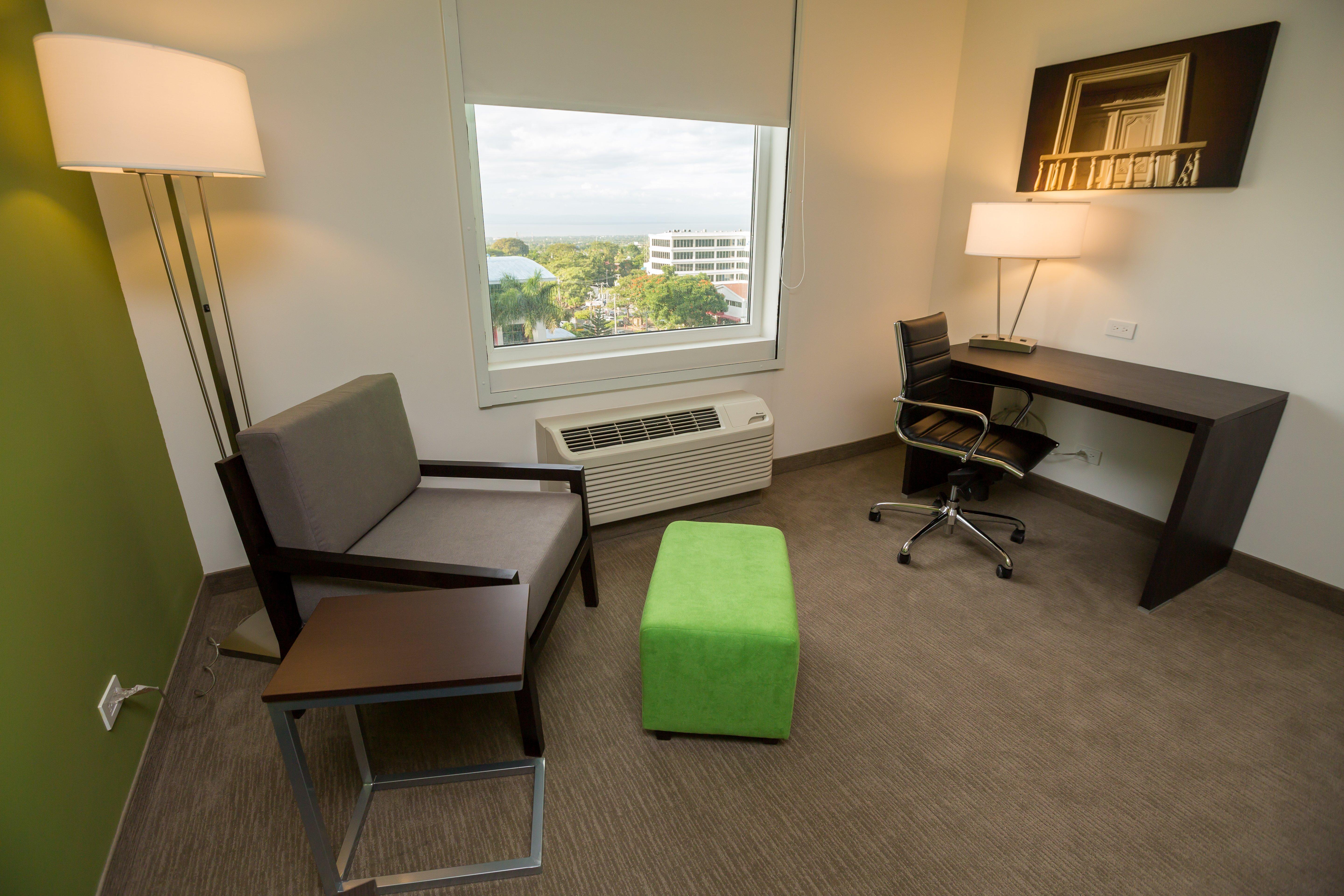 Holiday Inn Express Managua By Ihg Exterior photo