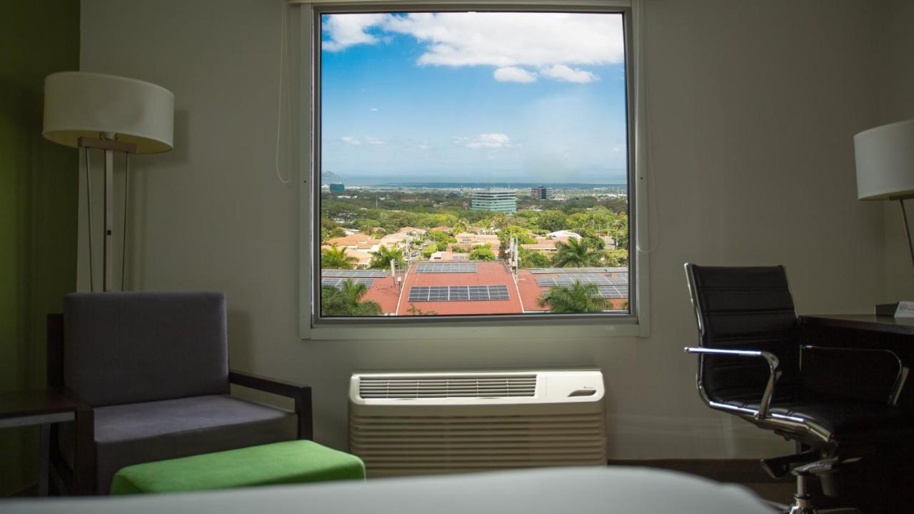 Holiday Inn Express Managua By Ihg Exterior photo