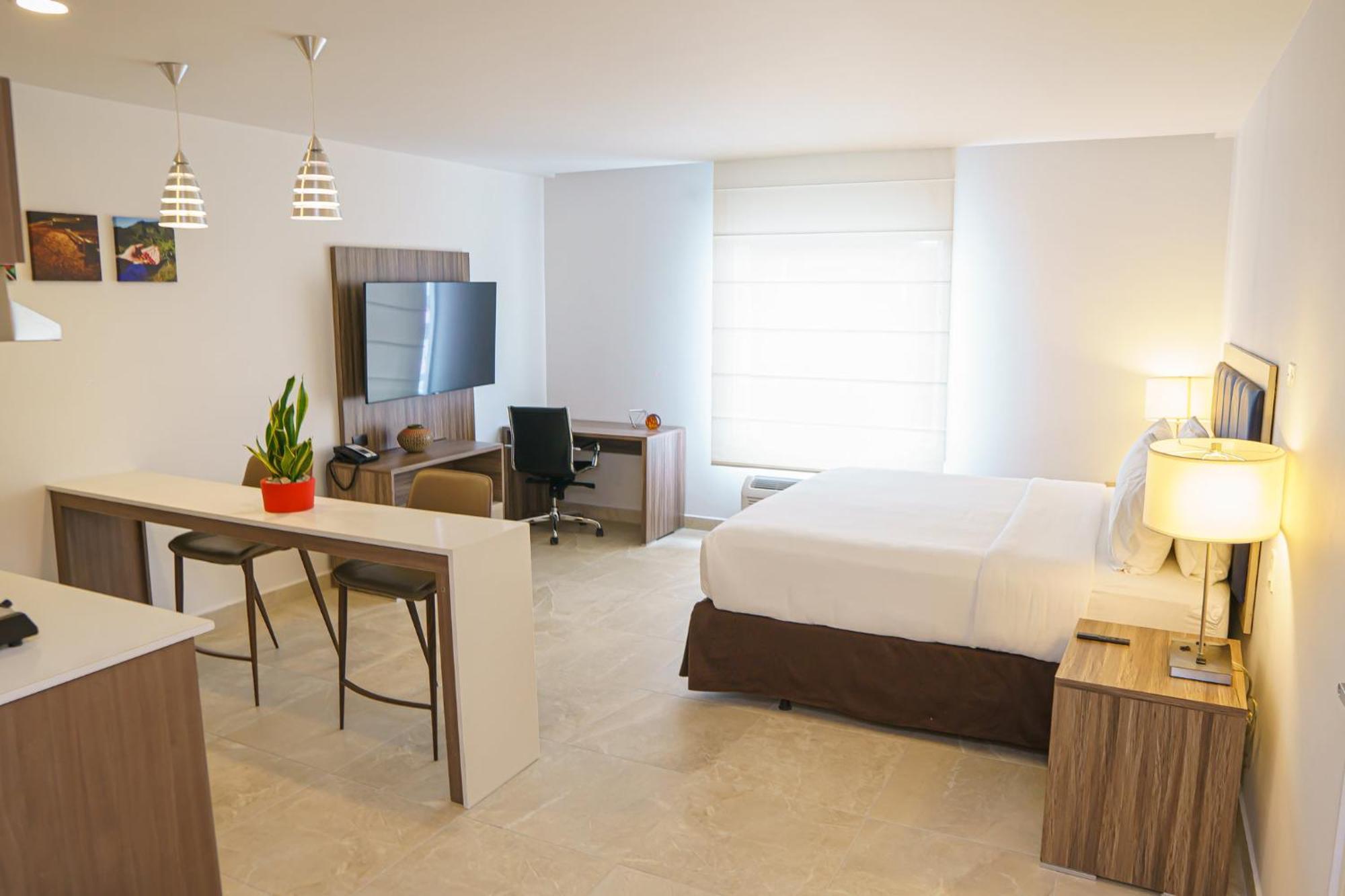 Holiday Inn Express Managua By Ihg Exterior photo