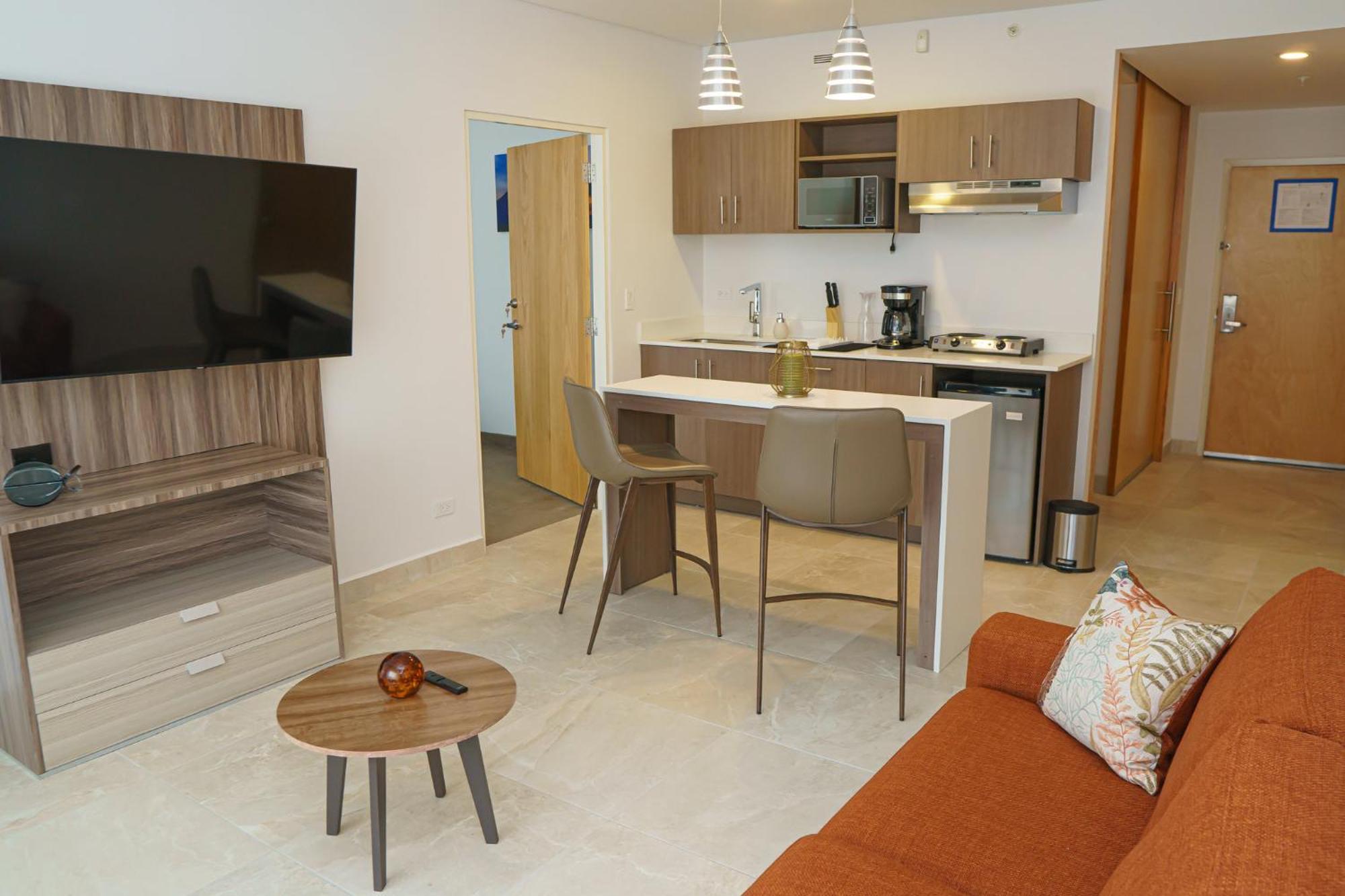 Holiday Inn Express Managua By Ihg Exterior photo